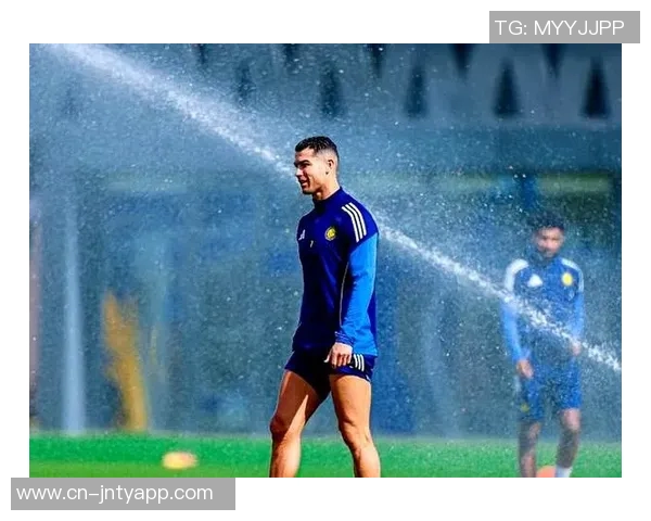 C罗伤情加重前往马德里治疗或将缺席国家队重要比赛